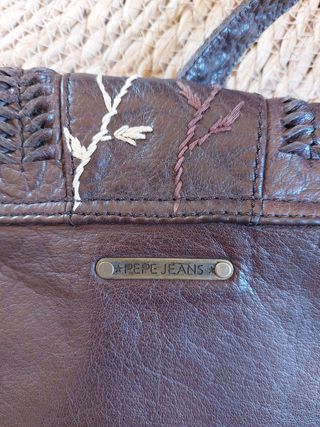Bolso cuero bordado Pepe Jeans