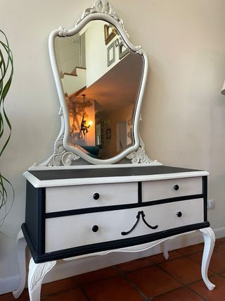 Cómoda y espejo Black Paris Cream