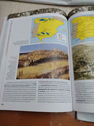 Historia de España 2 bachillerato Ed. Akal