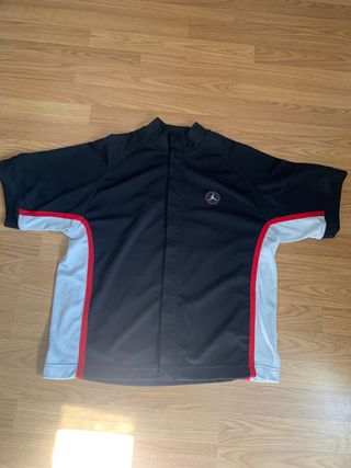 chaqueta nike jordan corchetes