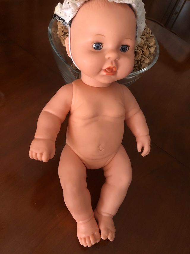 Muñeco Realista numerado