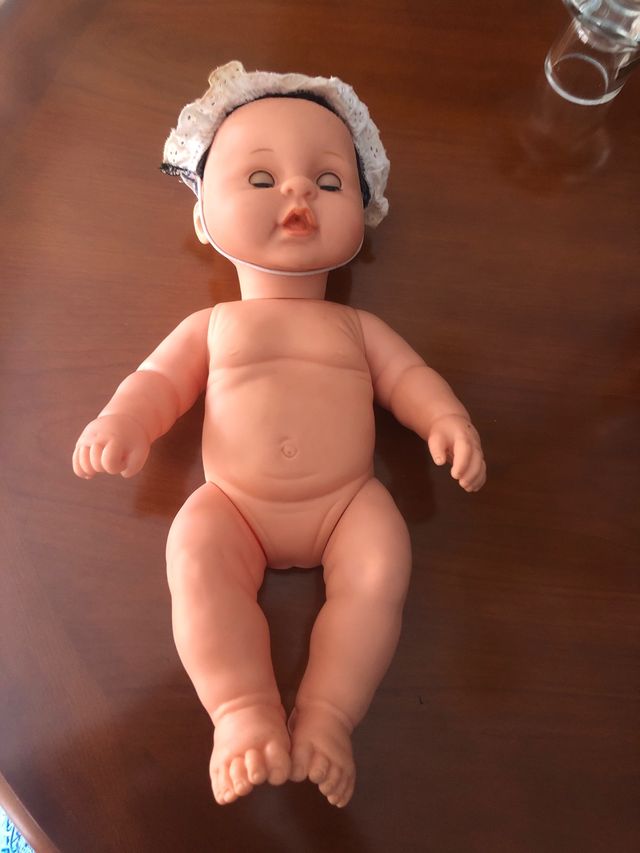 Muñeco Realista numerado