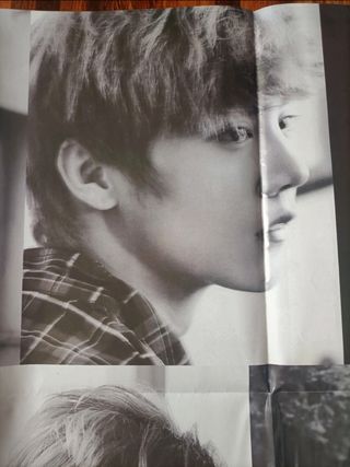 Poster blanco y negro grupo Exo de Kpop