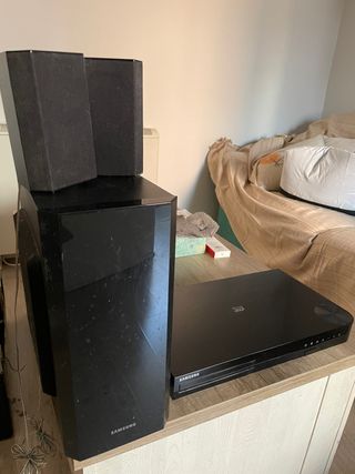samsung bluray home cinema HT-F5200.