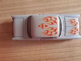Coche HotWheels de juguete nuevo. Chevy TM