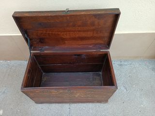 Baúl de madera
