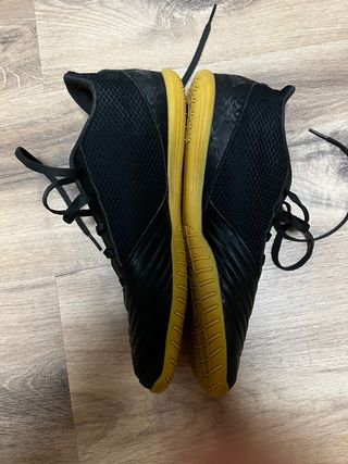 Adidas Predator Tango 18.4