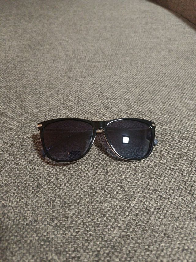 sin usar Gafas de sol Hawkers