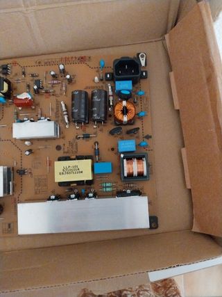 Placa Fuente de Poder TV LG.