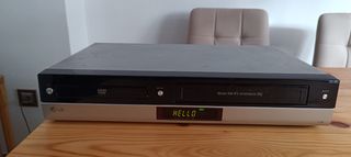 Reproductor de VHS y DVD