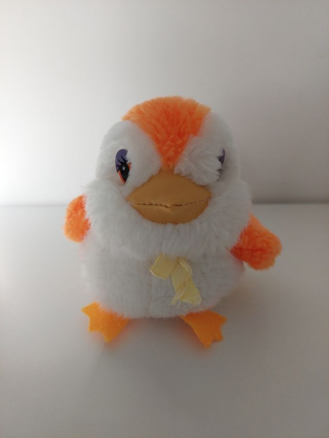 Pájaro de peluche