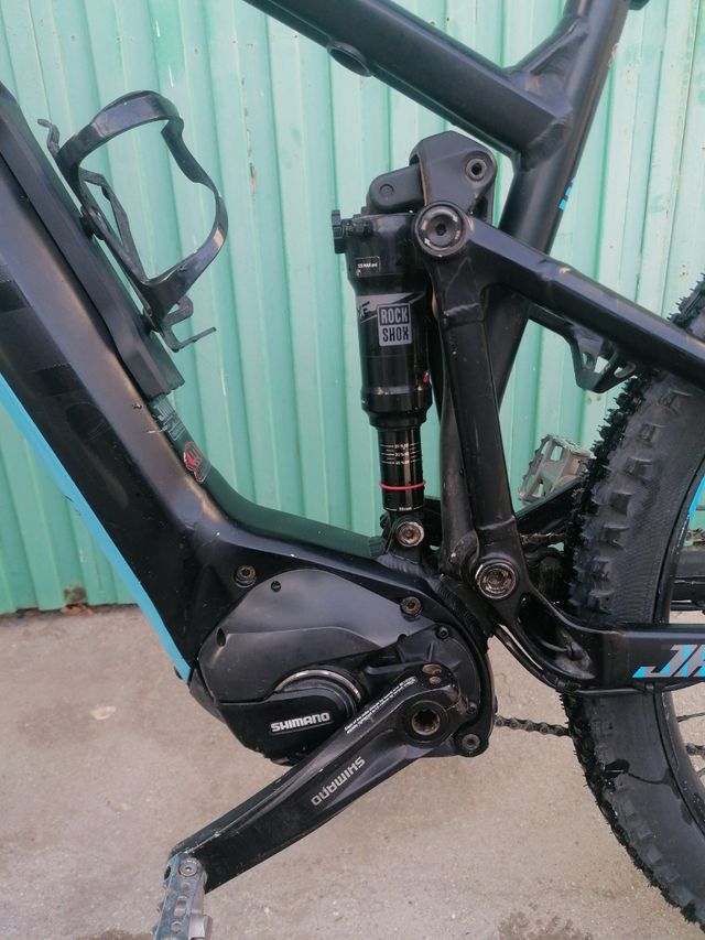 Bicicleta eléctrica focus jam2