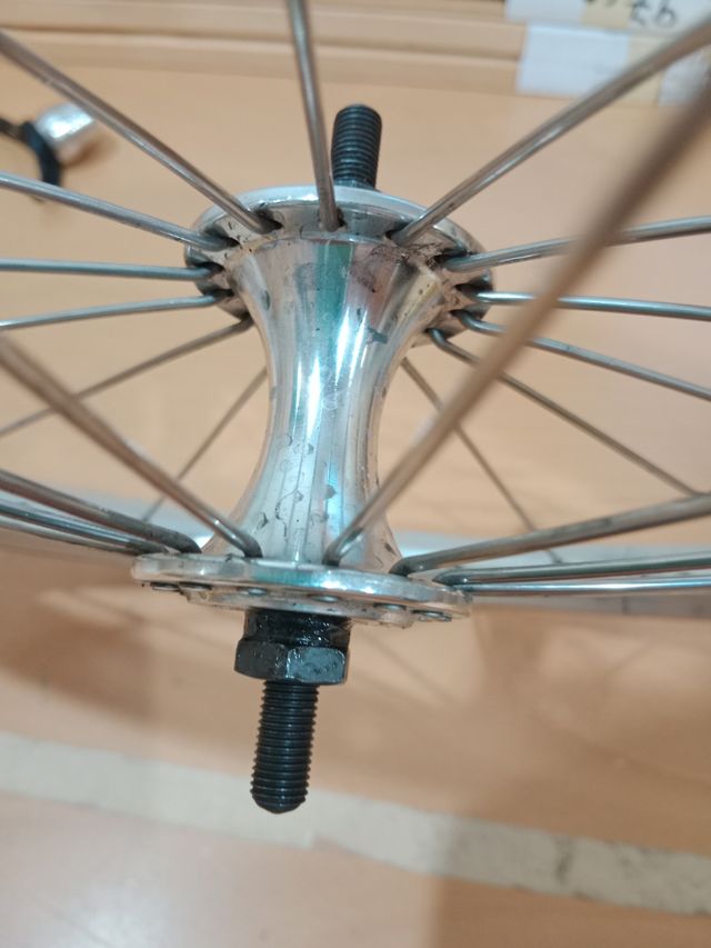 Fondo llanta Bromptom