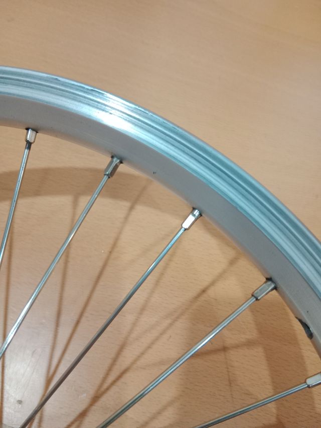 Fondo llanta Bromptom