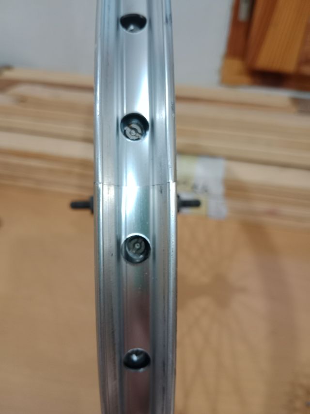 Fondo llanta Bromptom