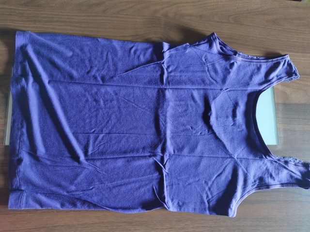 Camiseta lila mujer
