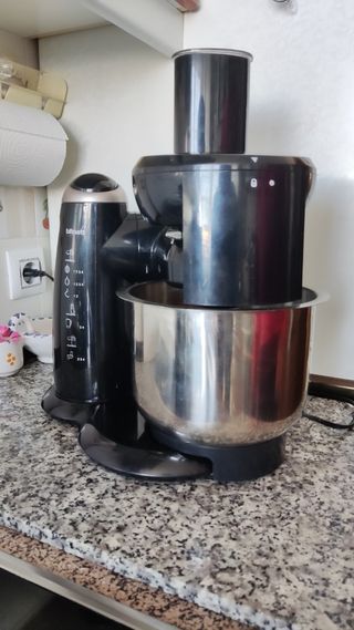 NUEVA Bifinett Amasadora, licuadora