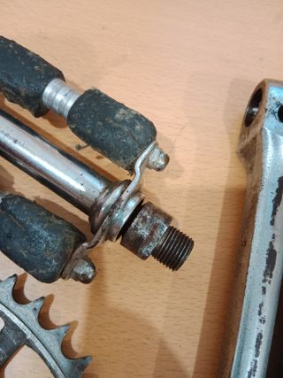 Bielas y plato antiguos bicicleta