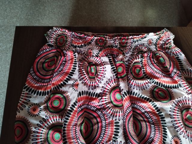 Pantalón veraniego estampado mujer