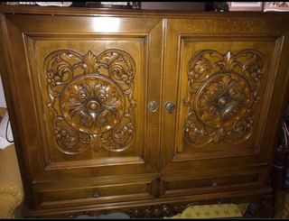 Magnifici mobili da salotto del vecchio bar Bargueño