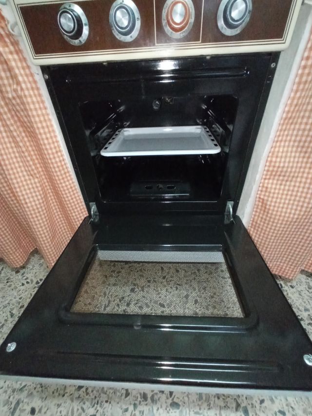 Cocina gas butano, SUPERSER, en Ciudad Real.