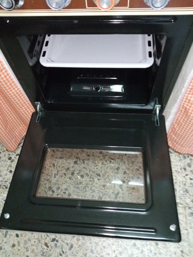 Cocina gas butano, SUPERSER, en Ciudad Real.