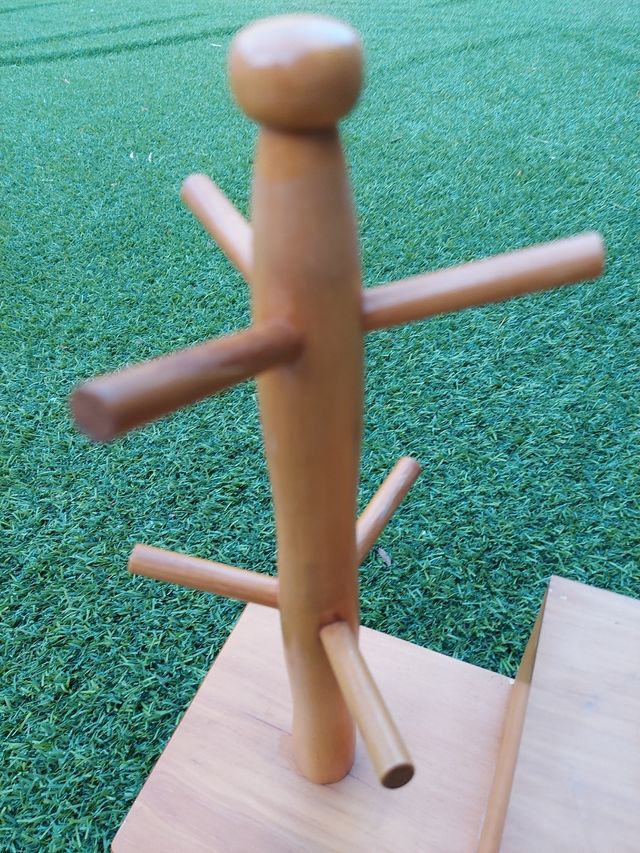 Porta tazas y platitos