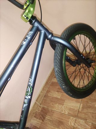 Bicicleta BMX