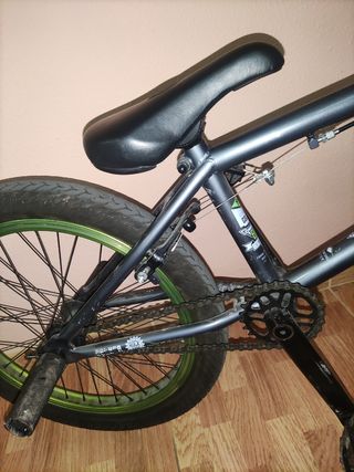 Bicicleta BMX