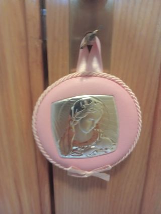 Medalla Virgen niña para carrito