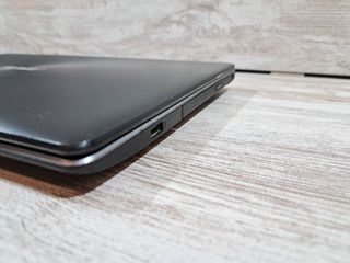 Portátil ASUS F550D A6 5350 8GB 240SSD