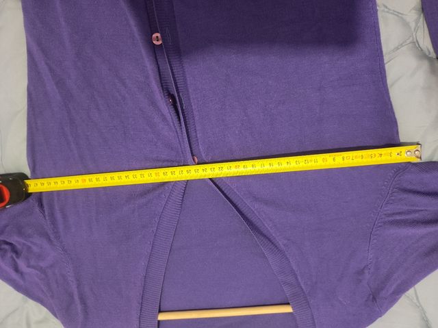 Chaqueta rebeca en poco violeta talla L