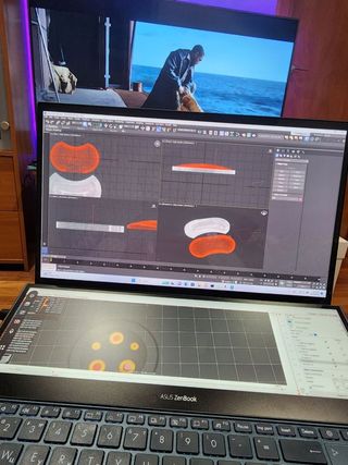 Notebook Asus UX582L-H2017T