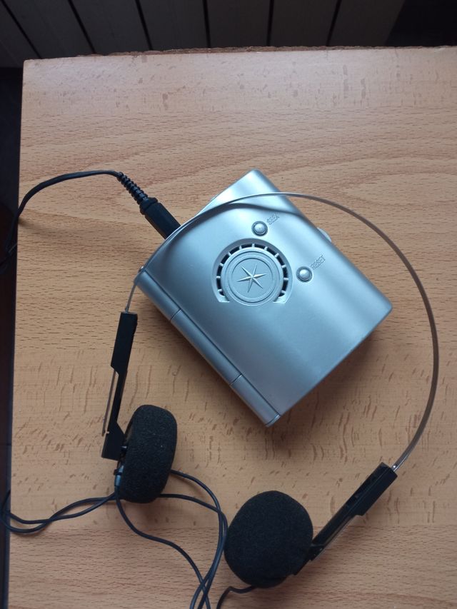 Calculadora con radio analogica