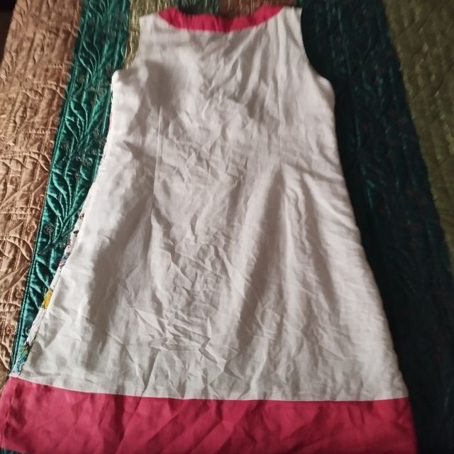 Vestidos negro y otros. T. 40