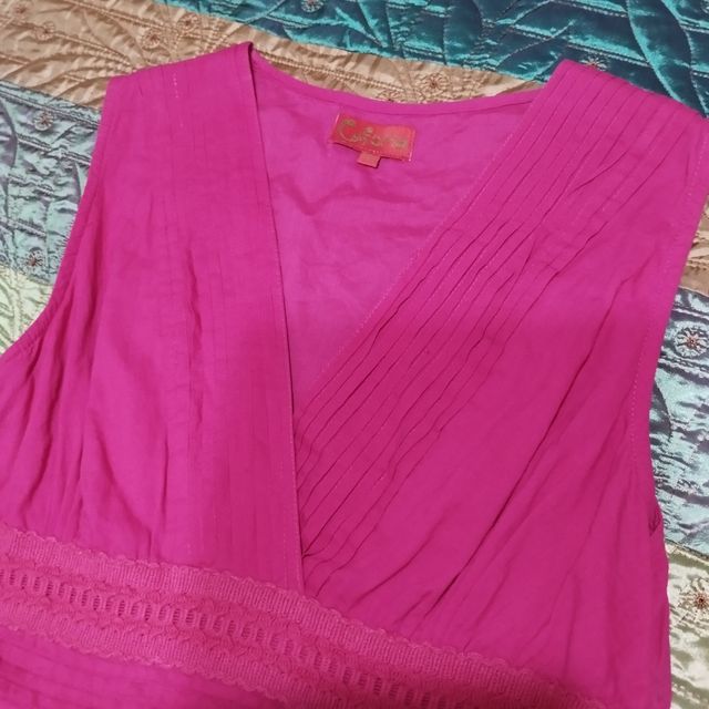 Vestidos negro y otros. T. 40