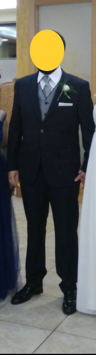 traje de novio o ceremonia