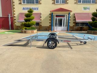 Remolque plataforma ligera para coche pequeño