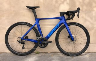Bicicleta Giant propel advanced.