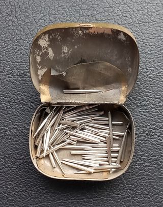 Caja hojalata de agujas de gramófono