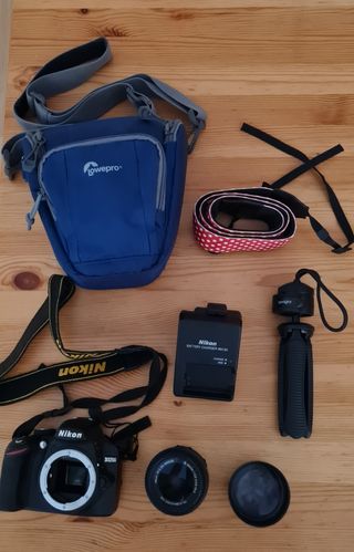 Cámara Reflex Nikon D3200 COMO NUEVA