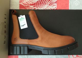 Botines para mujer,cuero, Bugatti