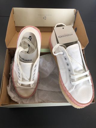 Preciosas zapatillas plataforma superga blanco rot
