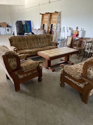 conjunto sofas roble 2-plazas 1- plaza y mesa