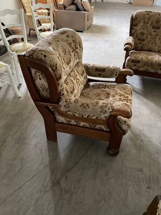 conjunto sofas roble 2-plazas 1- plaza y mesa