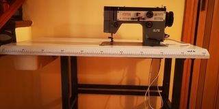 Máquina de coser alfa automática