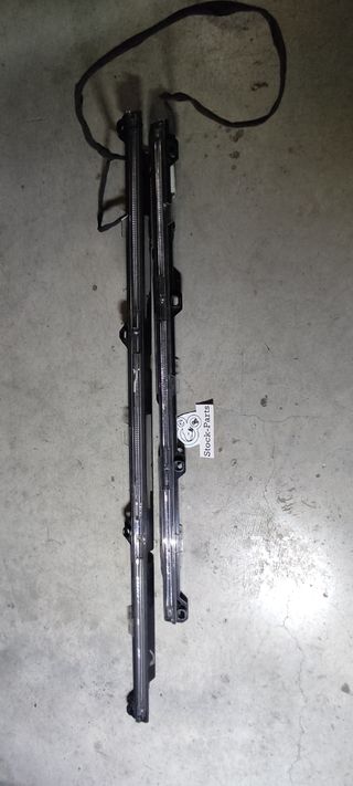 Luz led cortesía estribera mercedes