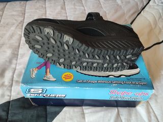 Zapatillas Skechers shape ups talla 38