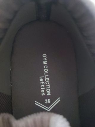 Zapatillas deportivas nuevas talla 36