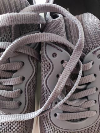 Zapatillas deportivas nuevas talla 36